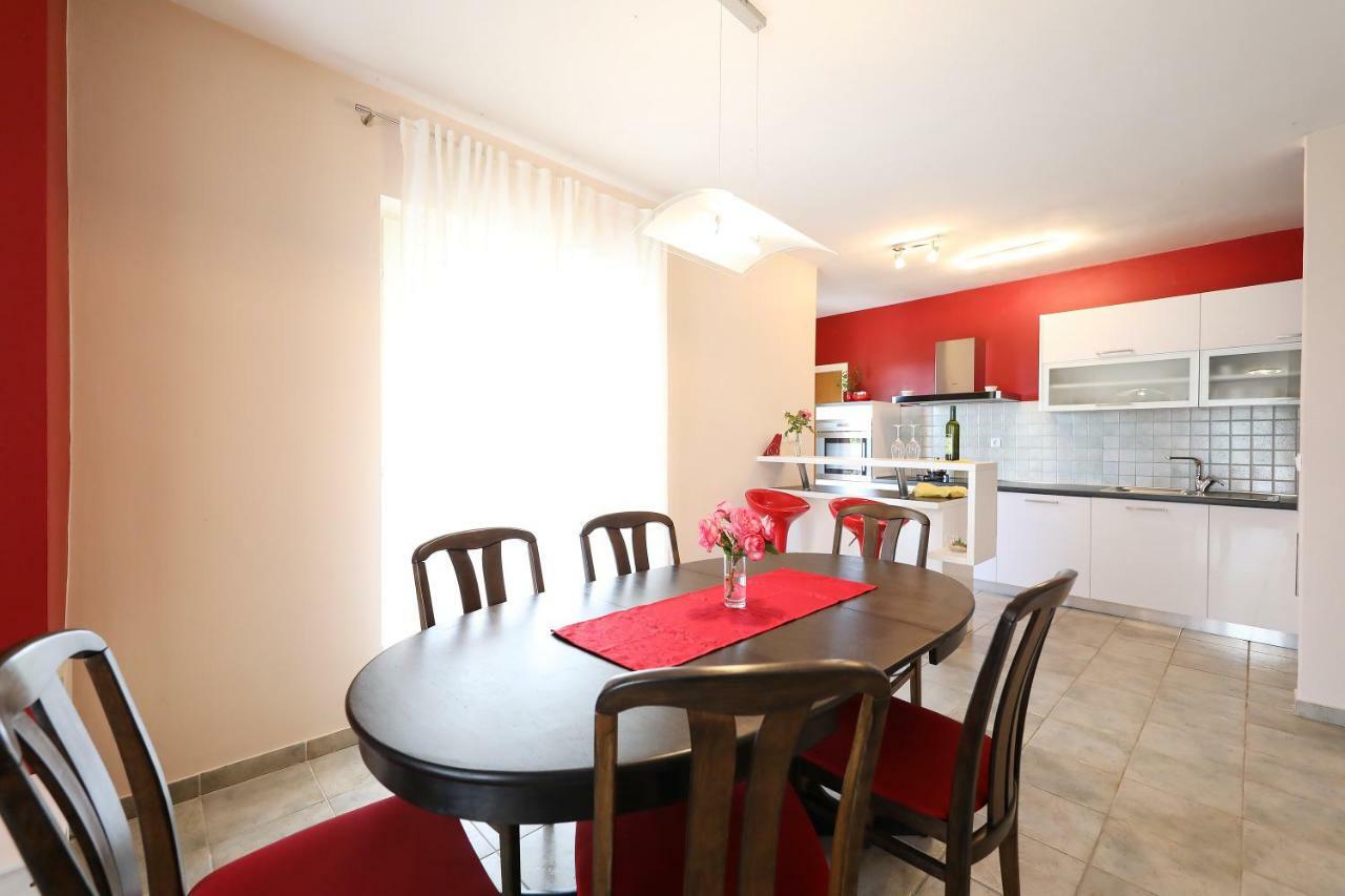 Villa Easyliving House Near Zadar à Posedarje Extérieur photo